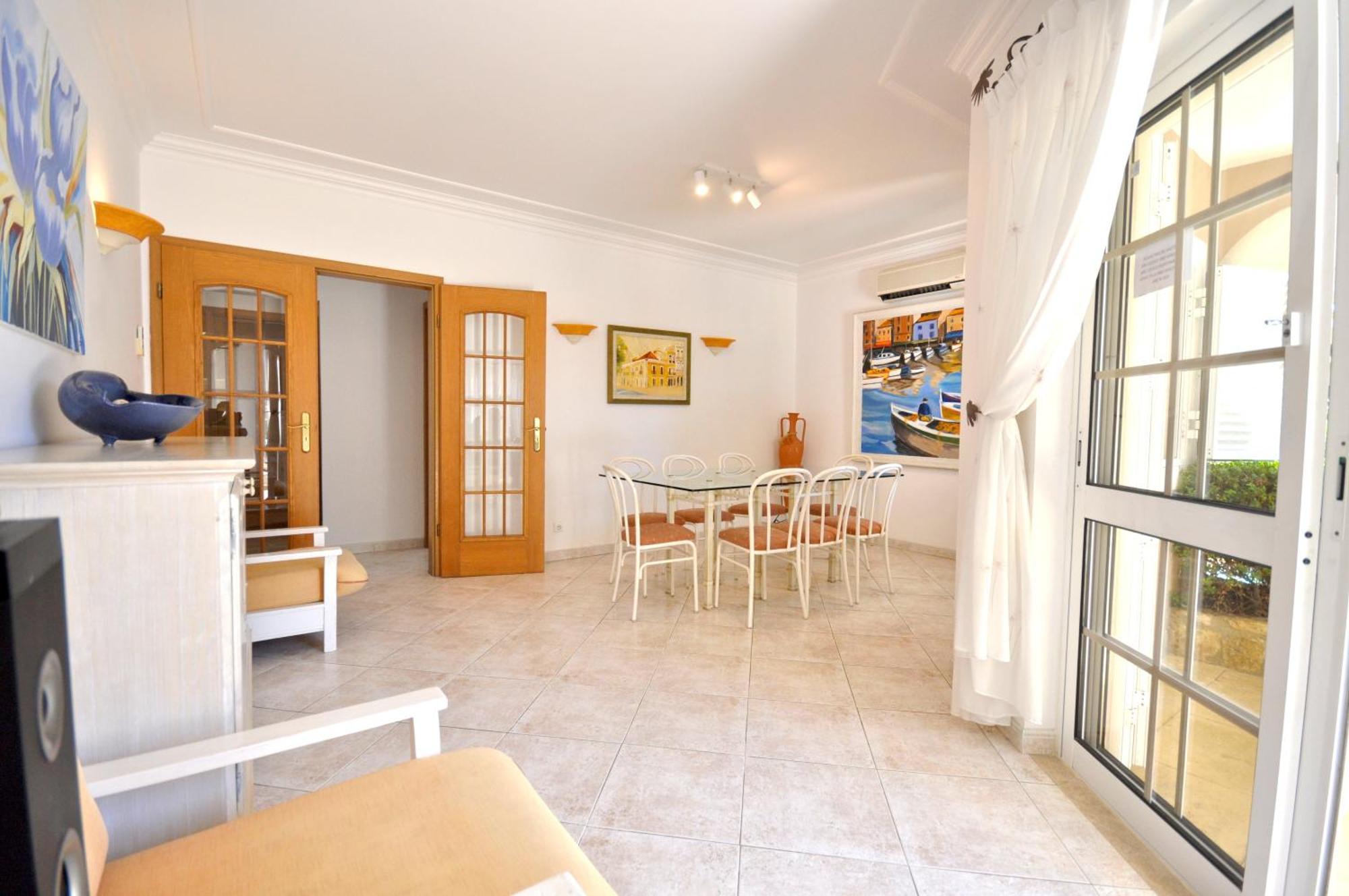 Old Vilage Area Walking Distance To All Amenities Villa Quarteira Esterno foto