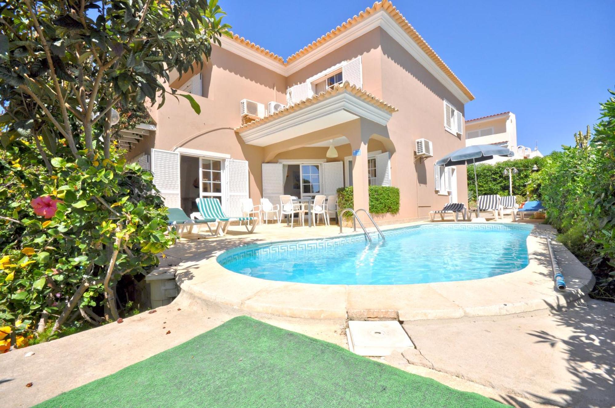 Old Vilage Area Walking Distance To All Amenities Villa Quarteira Esterno foto